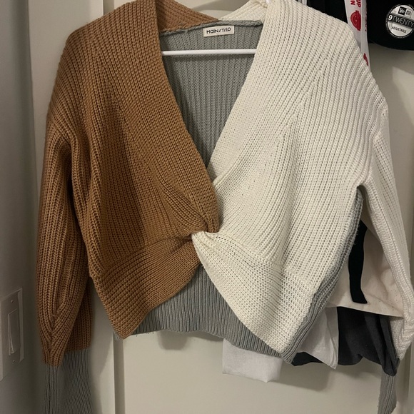 S cute color block sweater - Picture 1 of 3